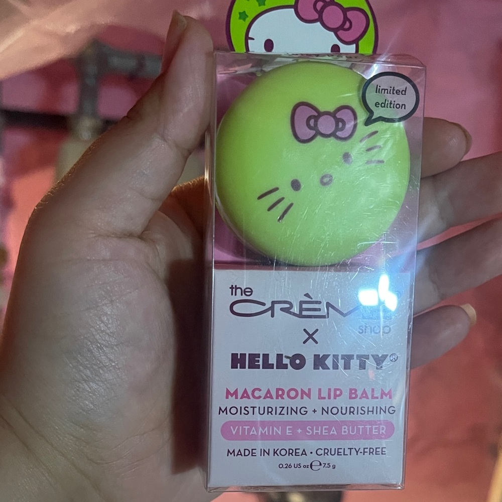 Hello Kitty Macaron Lip Balm - juicy pear